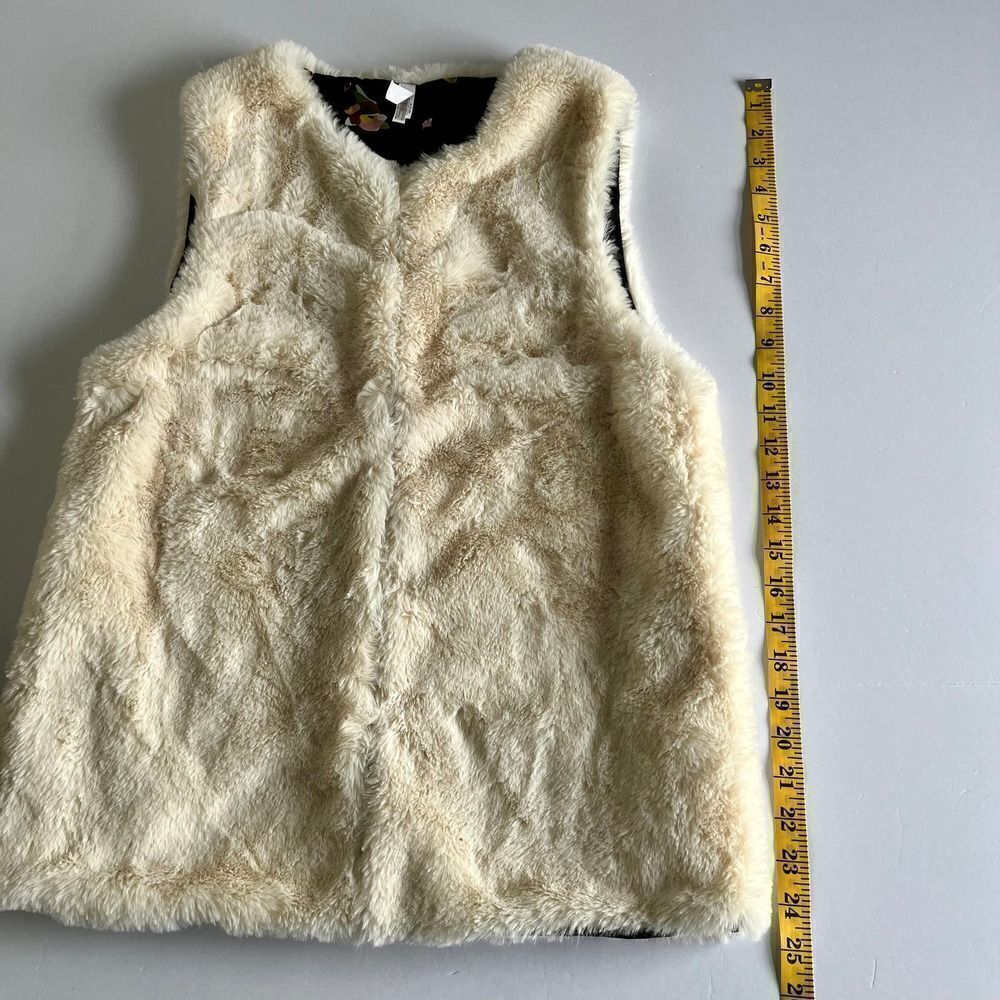 Matilda Jane Snow Way Ivory Faux Fur Vest Reversible Women's XS EUC - Picture 6 of 12